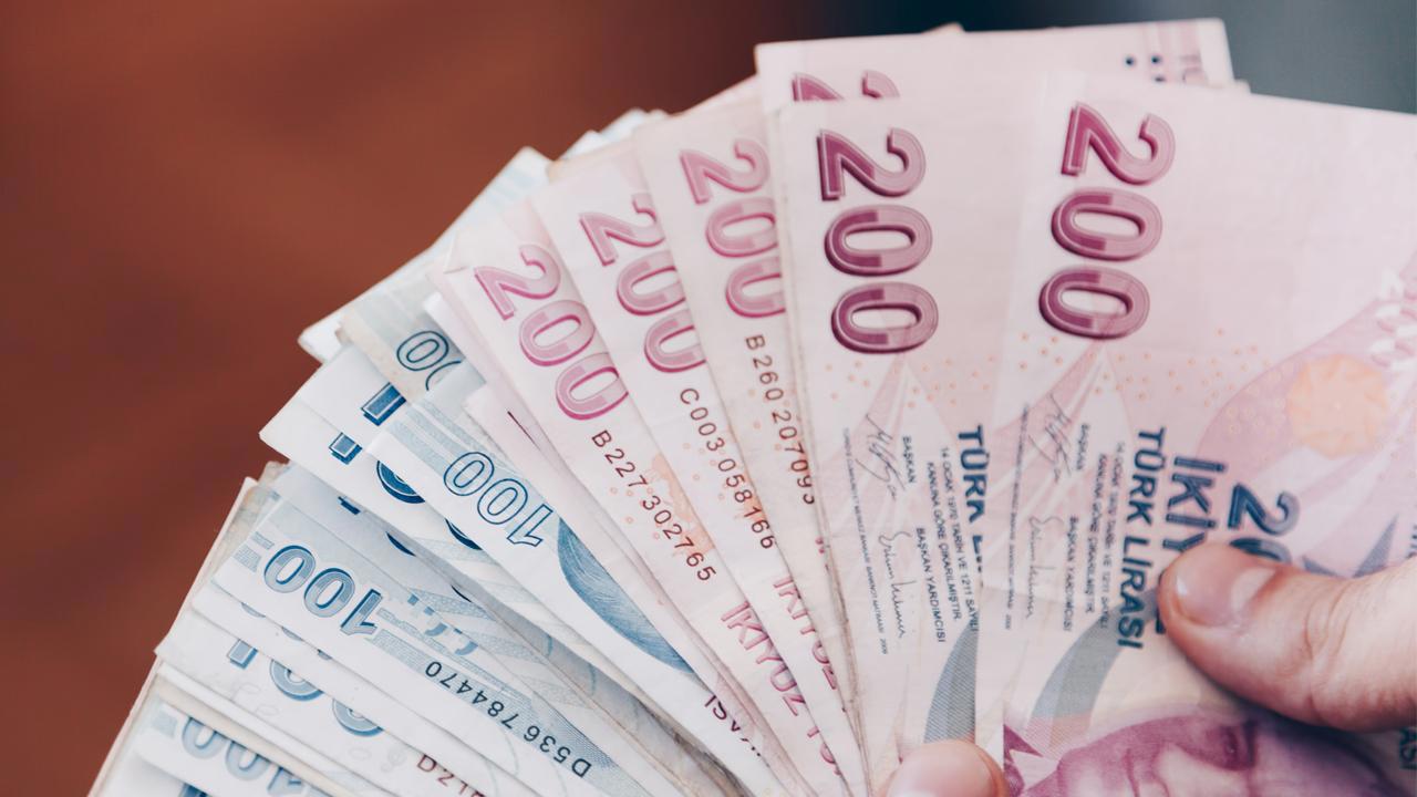Memur ve Emeklilerin Zam Oranları Açıklandı