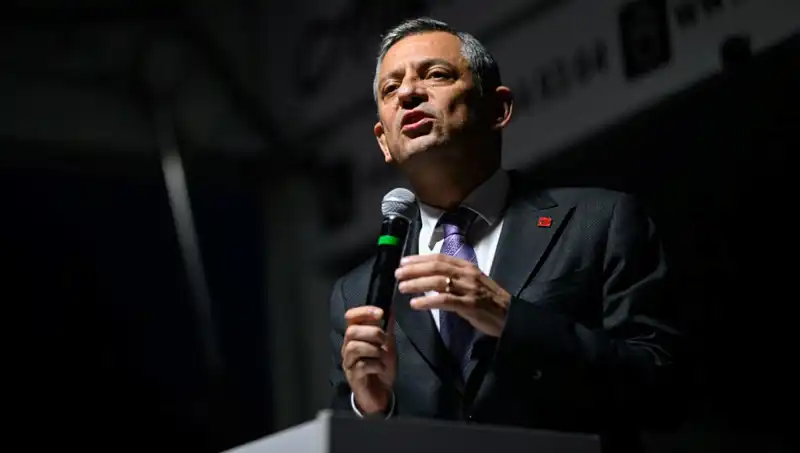 Özgür Özel'den Emekli İkramiyesi Üzerine Sarsıcı Açıklamalar!