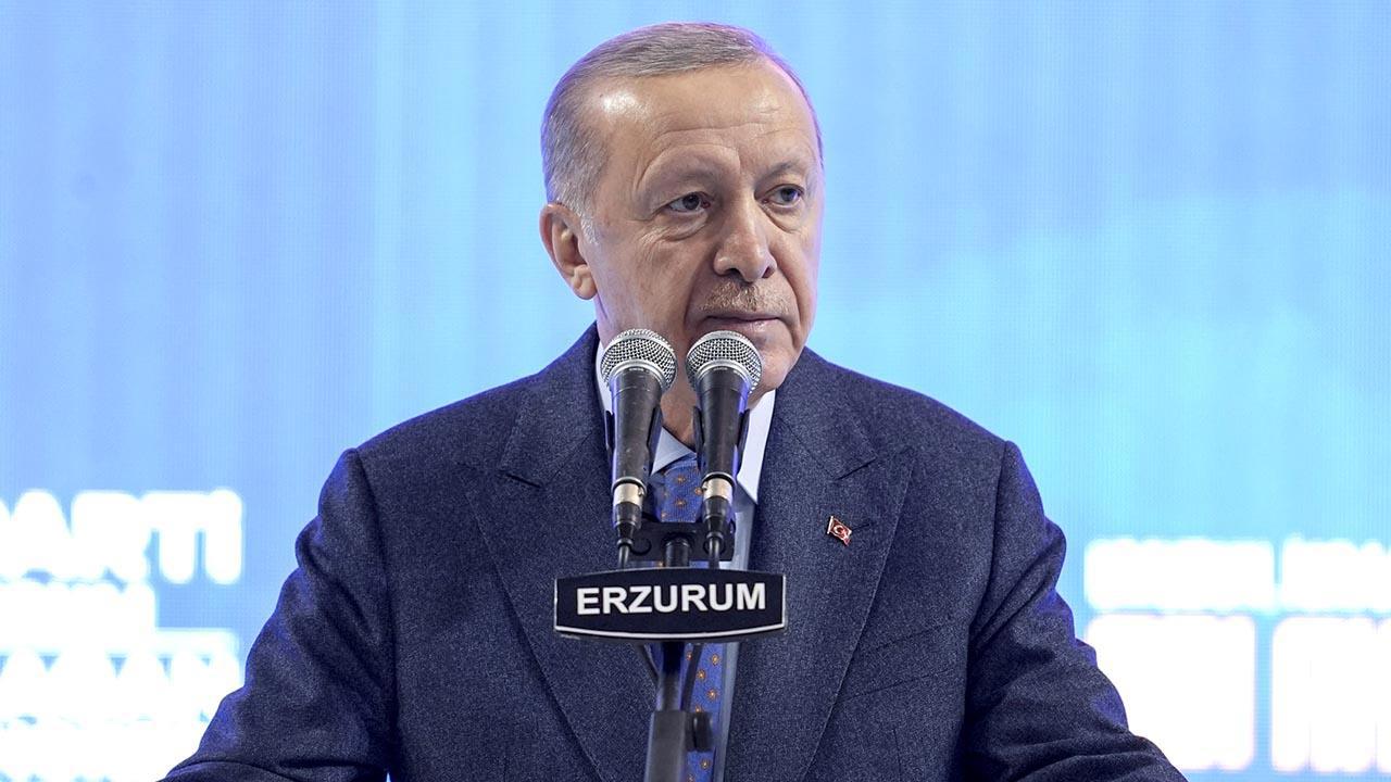 Cumhurbaşkanı Erdoğan: Türkiye, Bölgenin Kilit Ülkesi Olarak Öne Çıkıyor