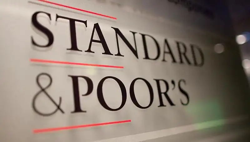 Fransa'nın Kredi Notu Görünümü Değişti: Negatif Etkiler Kapıda mı?