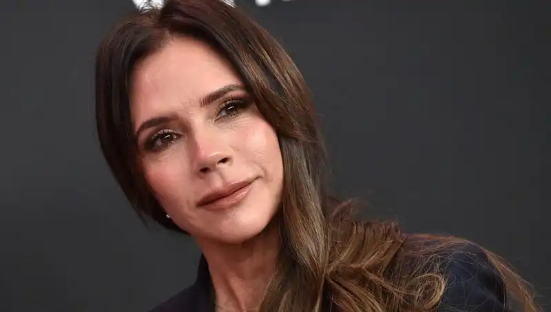 Victoria Beckham'ın Gençlik Sırrı: Bilimsel Olarak Kanıtlanmış Yenilikçi Yöntem
