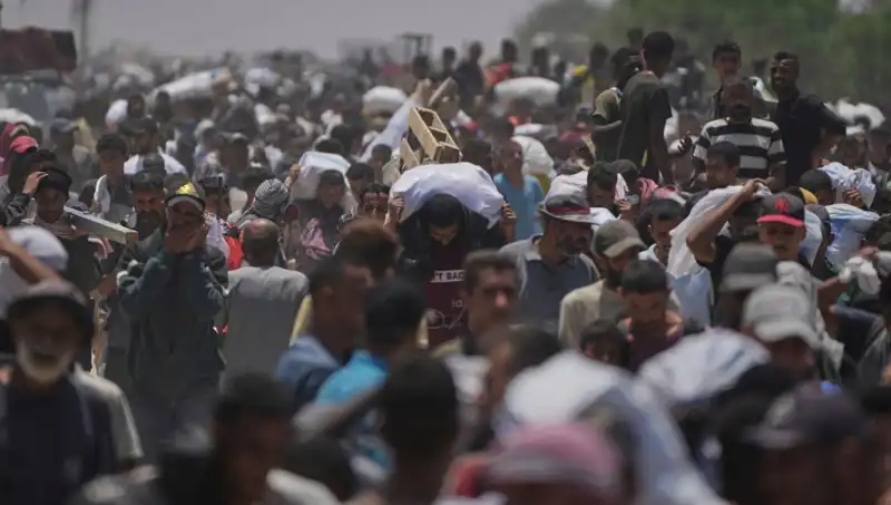 İsrail Saldırıları: Filistin'deki İnsani Kriz Derinleşiyor, 798 Ölü Rakamı Açıklandı