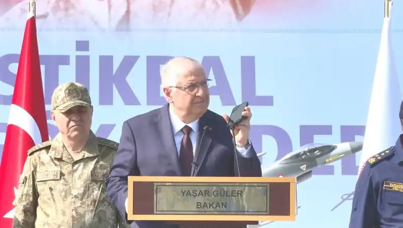 Cumhurbaşkanı Erdoğan, Mehmetçik'e Duyduğu Derin Saygıyı Bayramda Gösterdi