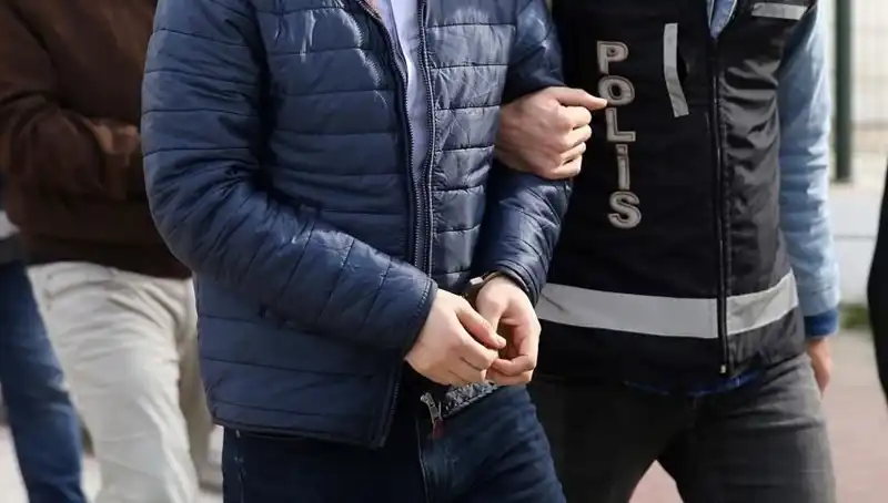 Hırsızlık Çetesi Suçüstü: 5 Şahıs Tutuklandı