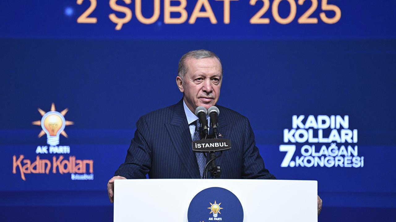 Cumhurbaşkanı Erdoğan: Muhalefet milletin derdine kafa yormazsa 23 Nisan müsameresi tadında iktidarcılık oynar