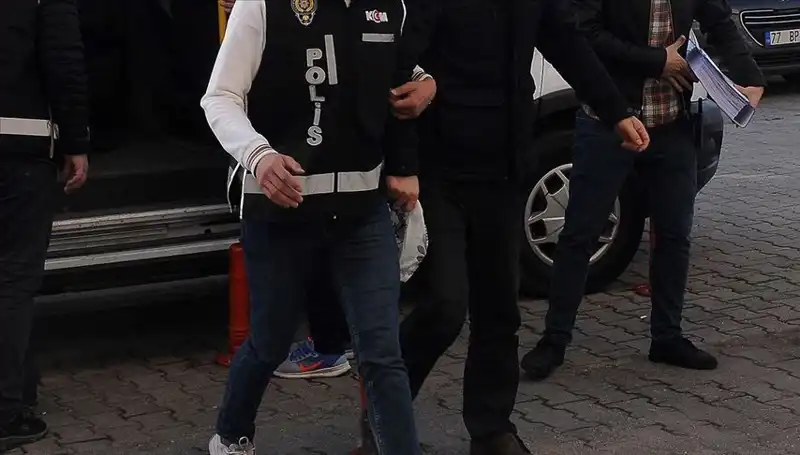 Samsun'da Uyuşturucu Operasyonu: İki Şüpheli Yakalandı, Ayrıntılar Şaşırtıyor!
