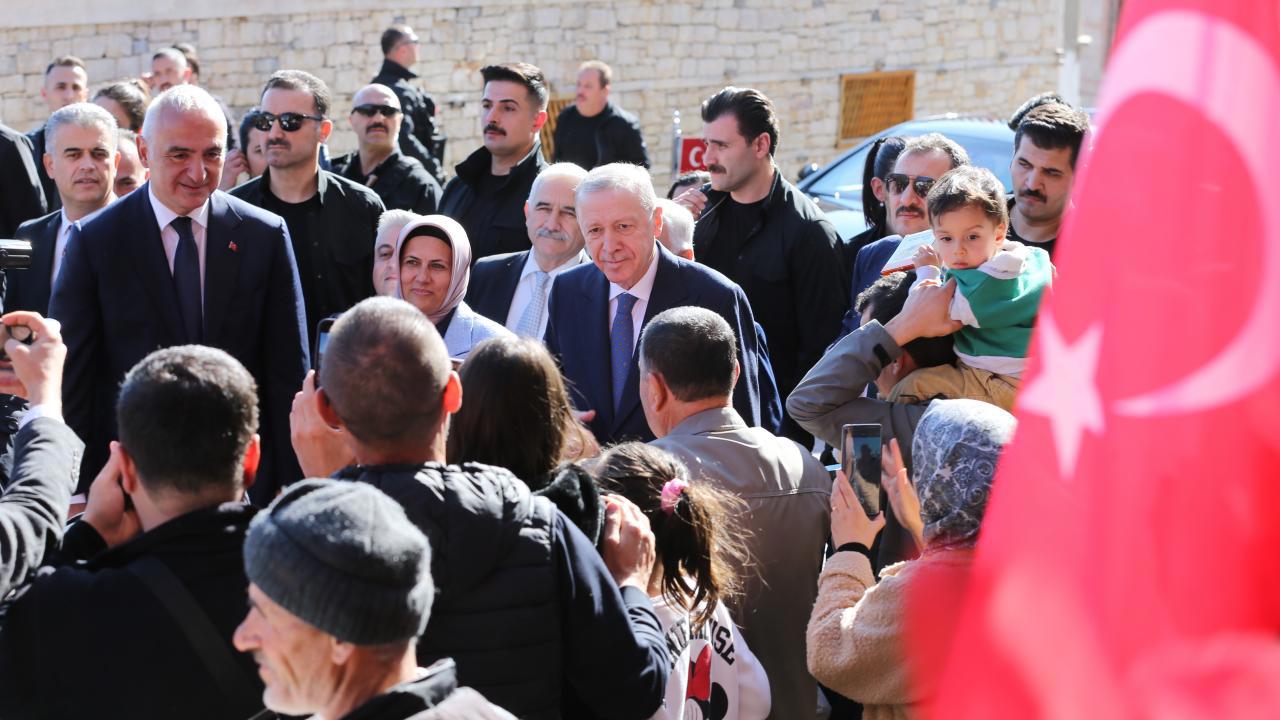 Cumhurbaşkanı Erdoğan, Antalya'da halkıyla buluştu
