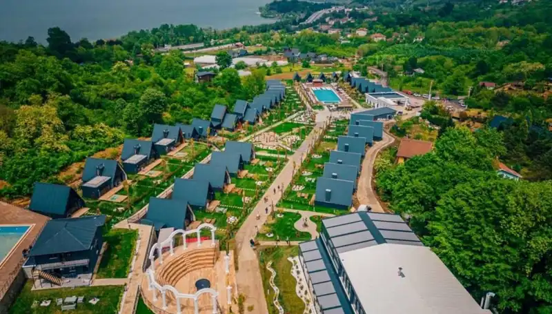 Bungalovlarda Gizli Kamera Kontrolü: Yurt Dışından Özel Cihaz Getirildi!