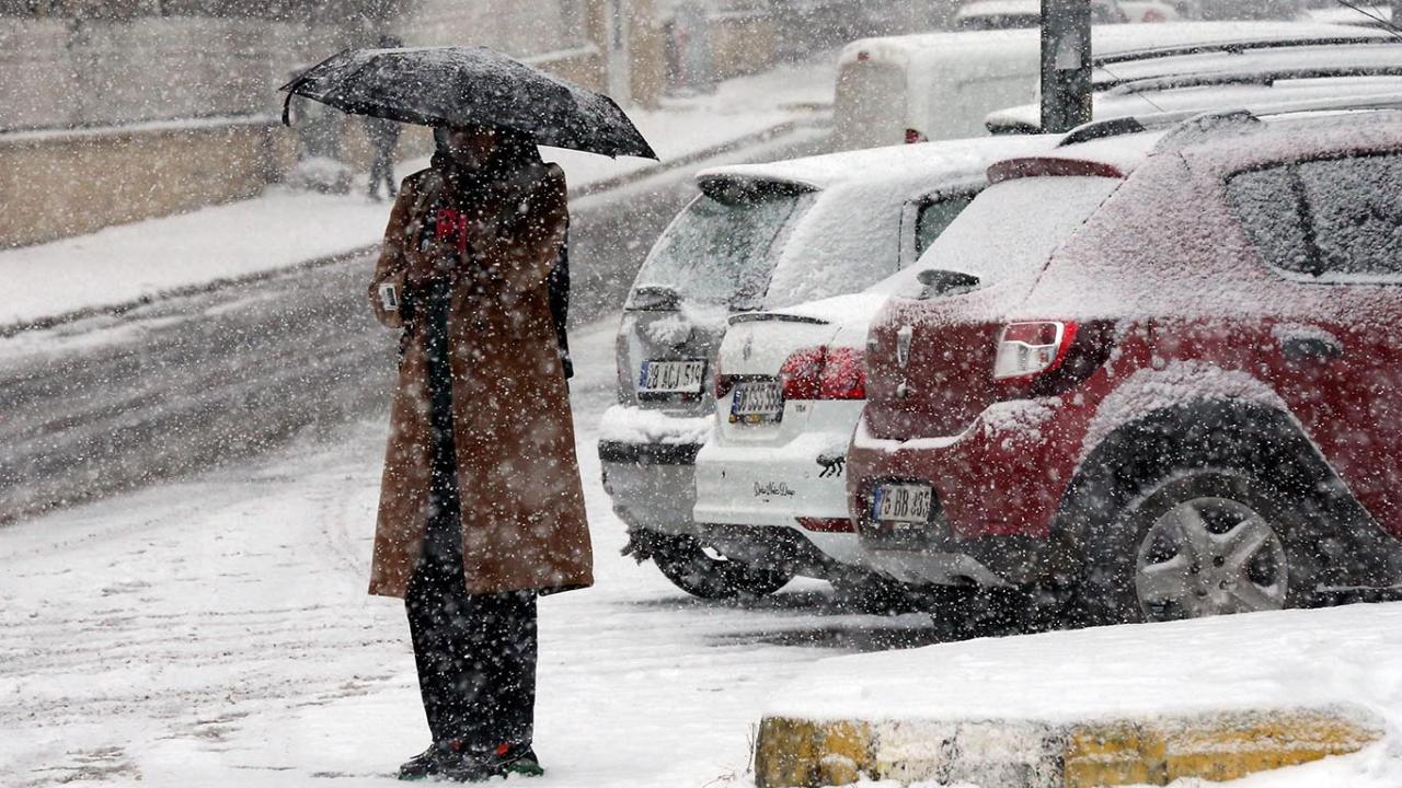 Kışın İlk Sinyalleri: Hava Soğuyor, Kar ve Yağmur Bekleniyor