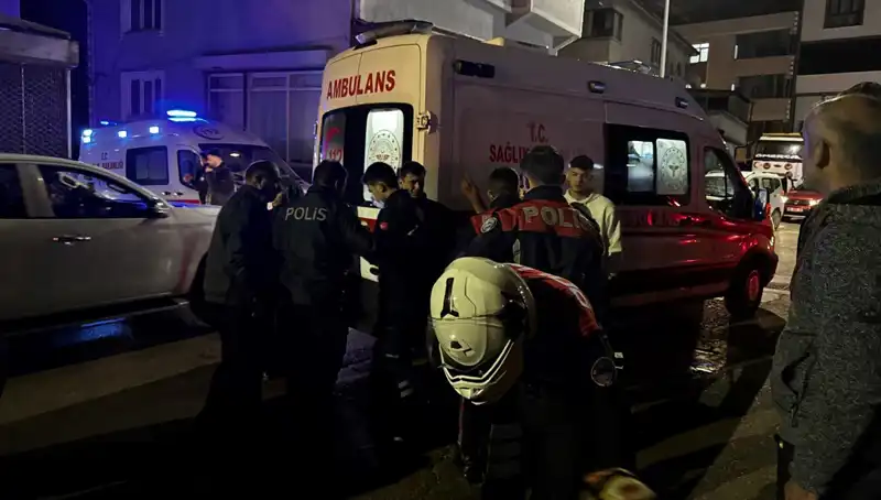 Damat Kayınvalidesini Bıçaklayarak Kaçtı: Aile İçi Şiddet Olayı!