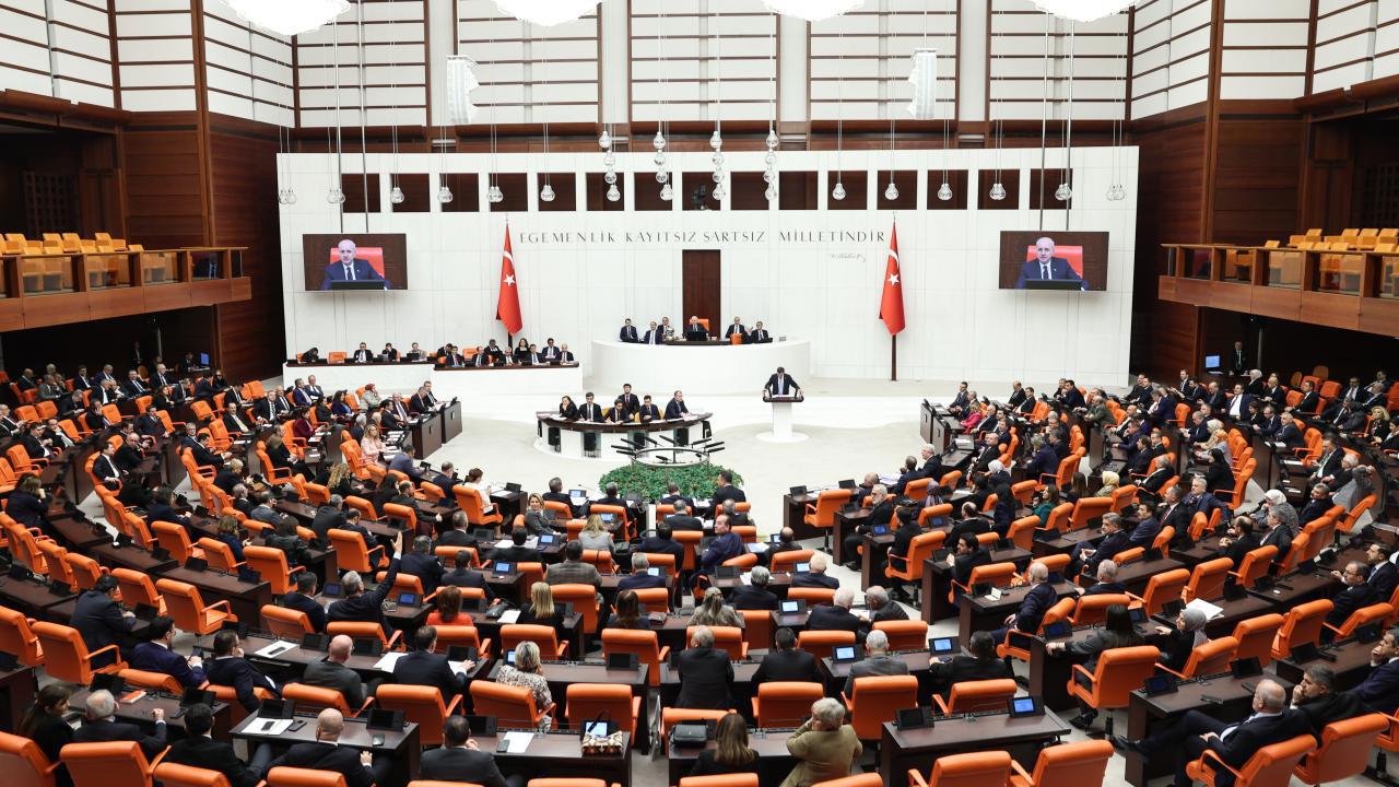 TBMM'de Yeni Anayasa Gündemi