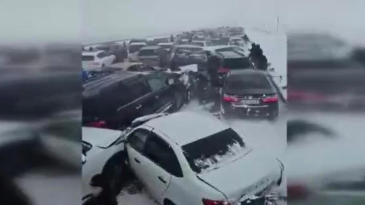 Kazakistan'da 95 Araç Zinciri Kaza Yaptı