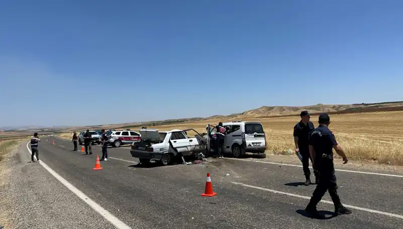 Adıyaman’da Faciaya Neden Olan Trafik Kazasında 4 Kişi Hayatını Kaybetti