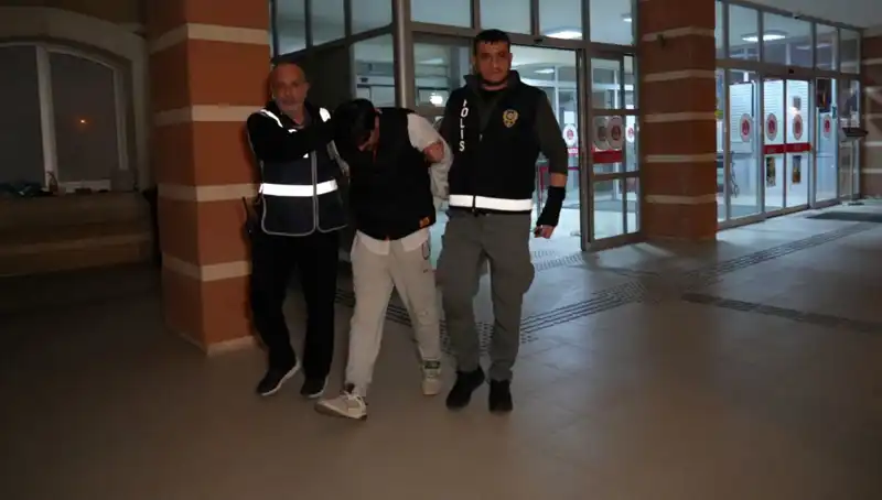 Hamile Eşinin Cesediyle 10 Gün Yaşayan Kocanın Şok Edici Hikayesi