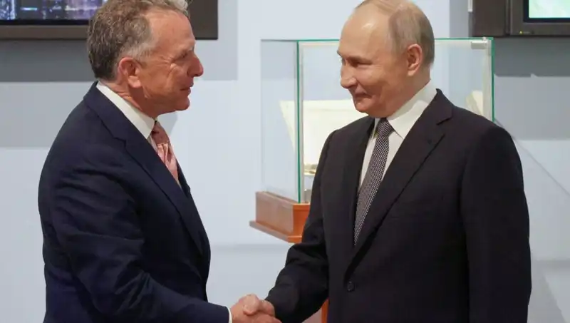 Putin'den ABD'ye Dostluk Eli: Moskova'daki Kritik Görüşme 4 Saat Sürdü
