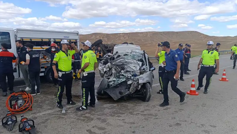 Yozgat'ta Meydana Gelen Feci Kaza: Üç Kişi Hayatını Kaybetti