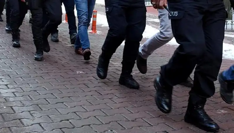 Muğla'da Uyuşturucu Operasyonu: 24 Kişiye Eş Zamanlı Baskın