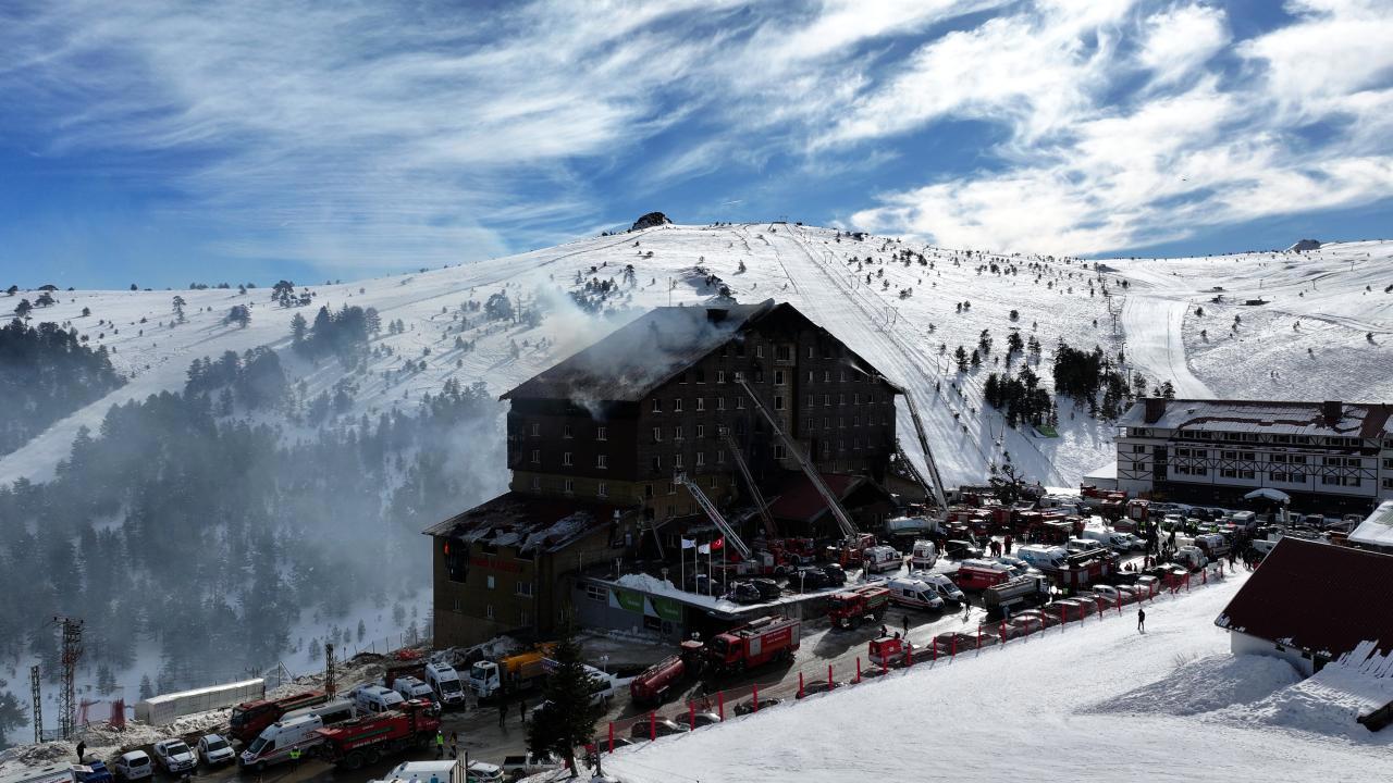 Bolu Belediyesi'nin Yangın Oteline Verdiği 'Uygunluk' Belgesi Tartışma Yarattı