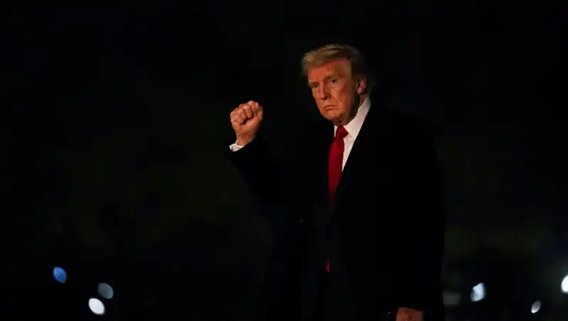 Ticaret Savaşı Geri Tepti: ABD’lilerin Trump’a Desteği Neden Azalıyor?