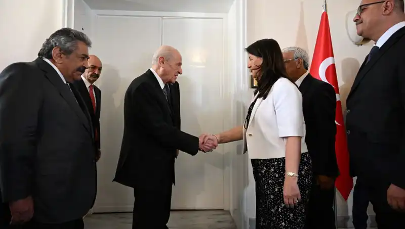 Bahçeli, DEM Parti Heyetiyle Görüşerek Siyasi Yapıyı Güçlendirdi