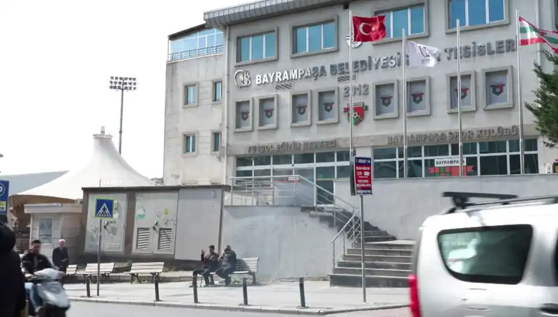 Arda Turan Spor Kompleksi'nde Su Baskını: Otoparkta Şok Görüntüler
