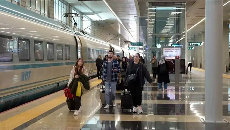Yeni YHT Düzenlemesi: Ek Seferlerle Seyahat Konforu Artıyor