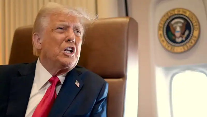 Trump'ın Resmi Dolar Üzerine Baskı İçin Yeni Yasa Tasarısı!
