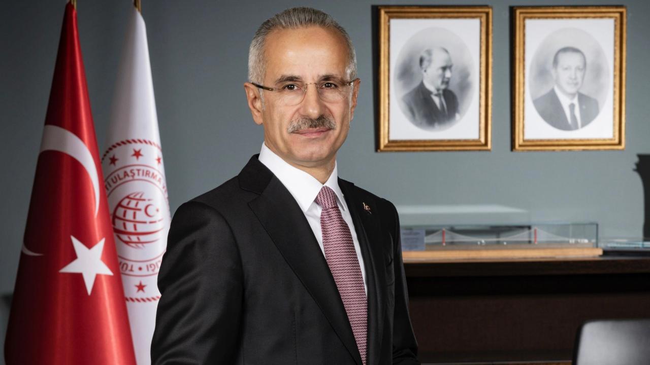 Bakan Uraloğlu: Ailece Seyahat Edene İndirim Çalışması