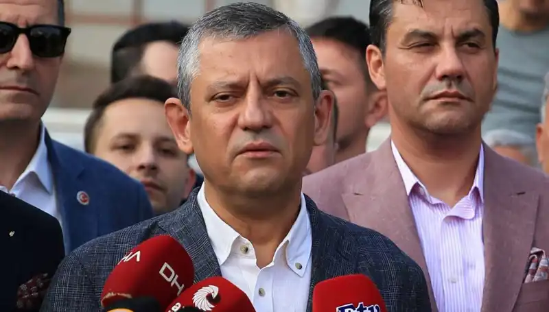 Bu Bayram Neden Bayram Gibi Gelmiyor? Özgür Özel'in Açıklamaları