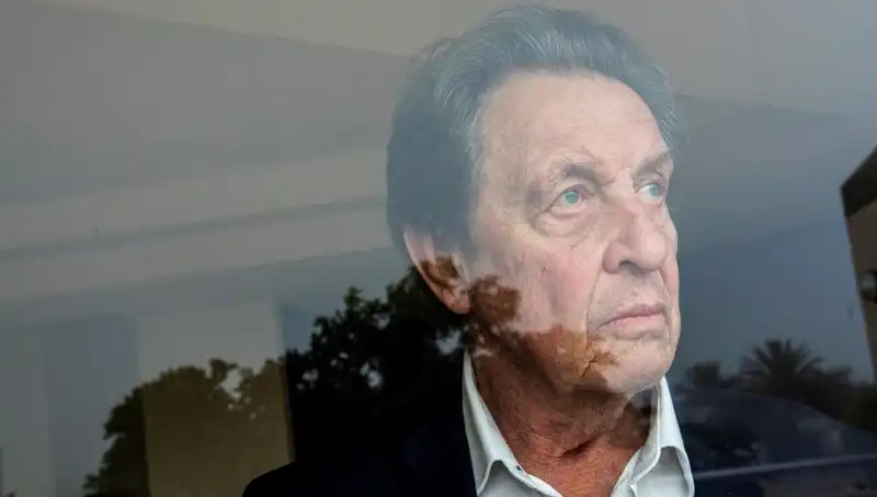 Elon Musk’ın Babası Şoke Eden İtiraflarda Bulundu: Cinayetlerin Ardındaki Gerçekler