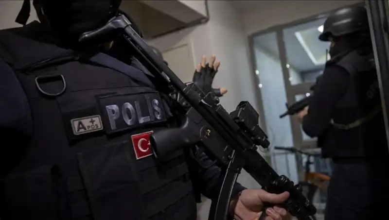 Türkiye'de DAEŞ'e Yönelik Dev Operasyon: 17 İlde 89 Şüpheli Yakalandı