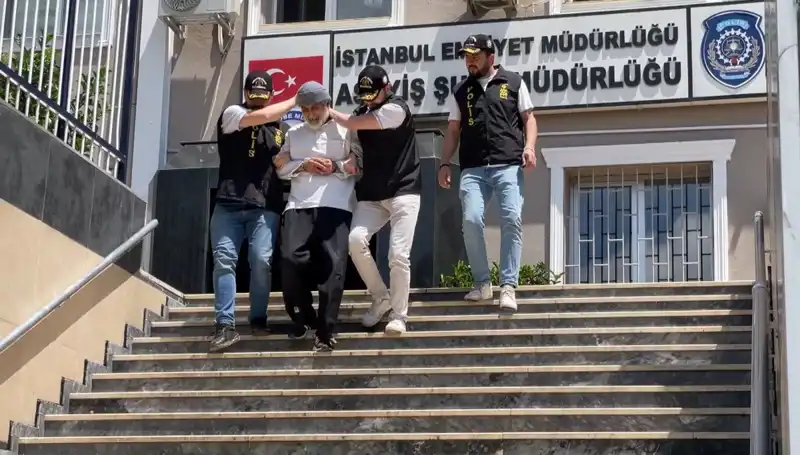 Uşak Cezaevi'nde 25 Yıl Önceki Olayların Peşinde: Eski Hükümlü Yakalandı!