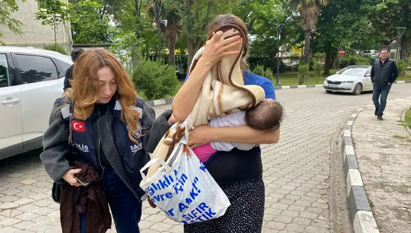 Evlerden Hırsızlık Yapan Kadın Çetesine Yıldırım Gibi Operasyon!